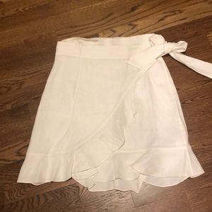 Club Monaco white skirt